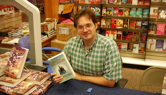 Brandon Sanderson